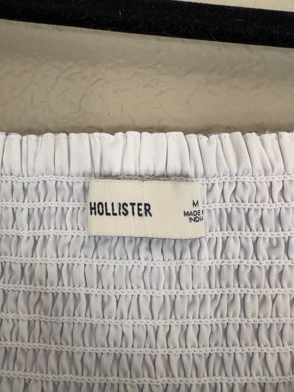HOLLISTER Bubble Romper (Size Medium) - Picture 2 of 3